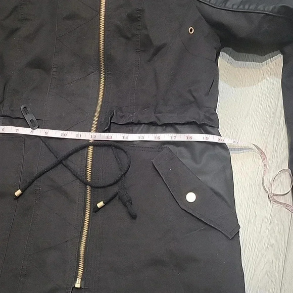 ATTENTION Black Detachable Lining Coat - Picture 15 of 16